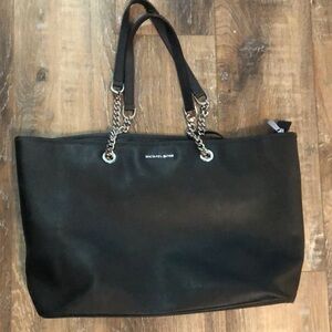 Michael Kors tote